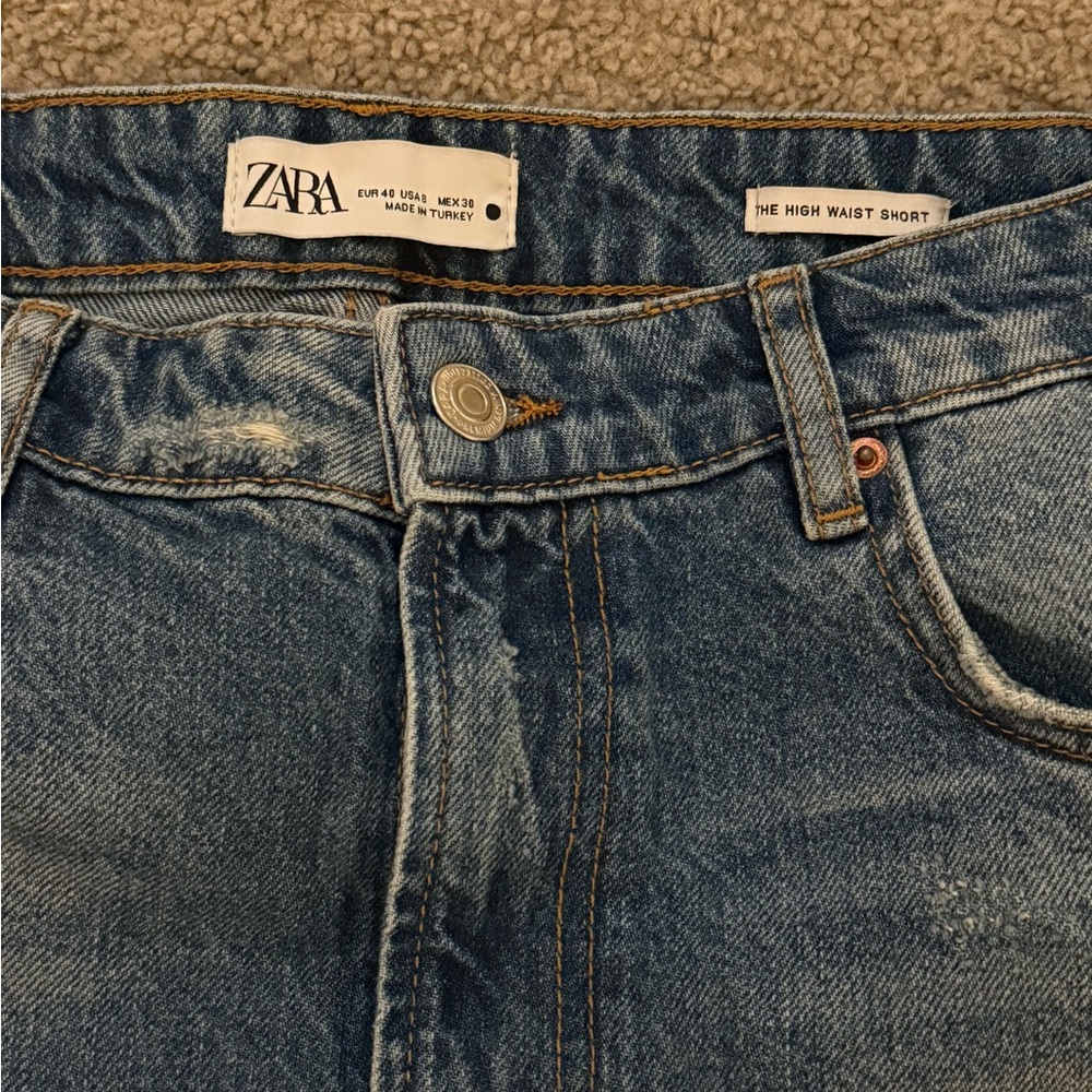 Zara blue high waist distressed short